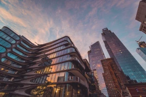 Dzięki zakupom z dostawą oszczędzisz paliwo w swoim samochodzie – wygodne i ekologiczne rozwiązanie